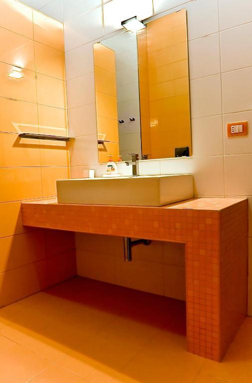 Instile Aparthotel อาเชอา ภายนอก รูปภาพ
